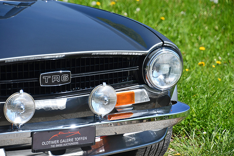 Triumph TR6_16